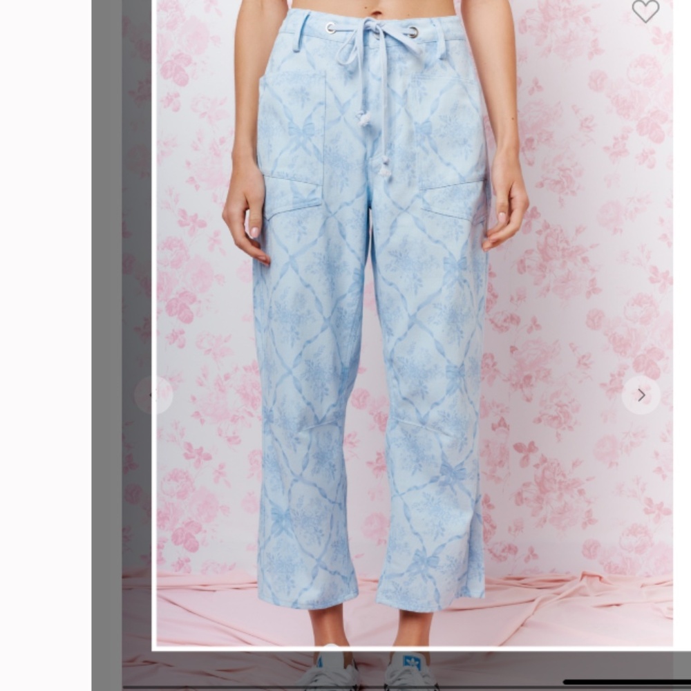 🌼 Rareraw “ Shana ” Rareraw Coquette Printed Barrel Pants 34